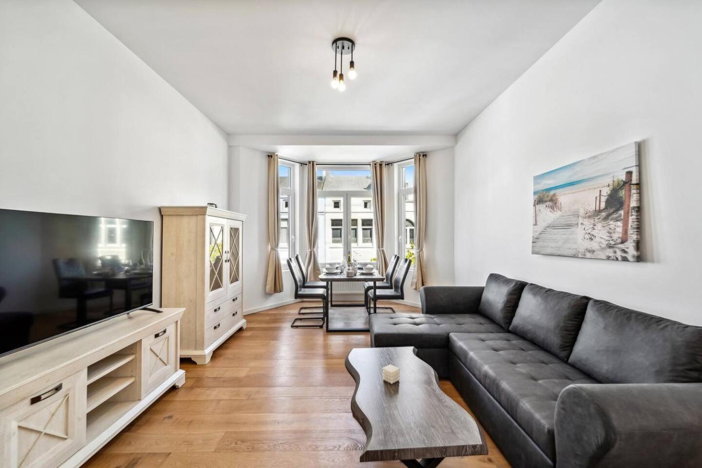 فيلهلمسهافن Infinity Stay Ferienapartments Rheinstrasse المظهر الخارجي الصورة