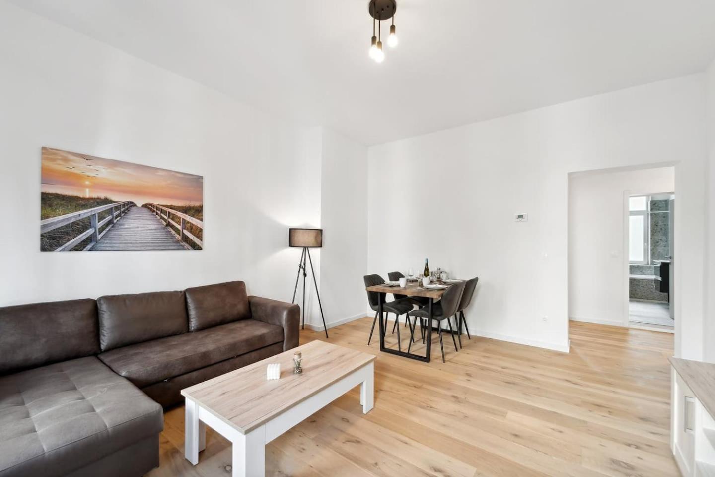فيلهلمسهافن Infinity Stay Ferienapartments Rheinstrasse المظهر الخارجي الصورة