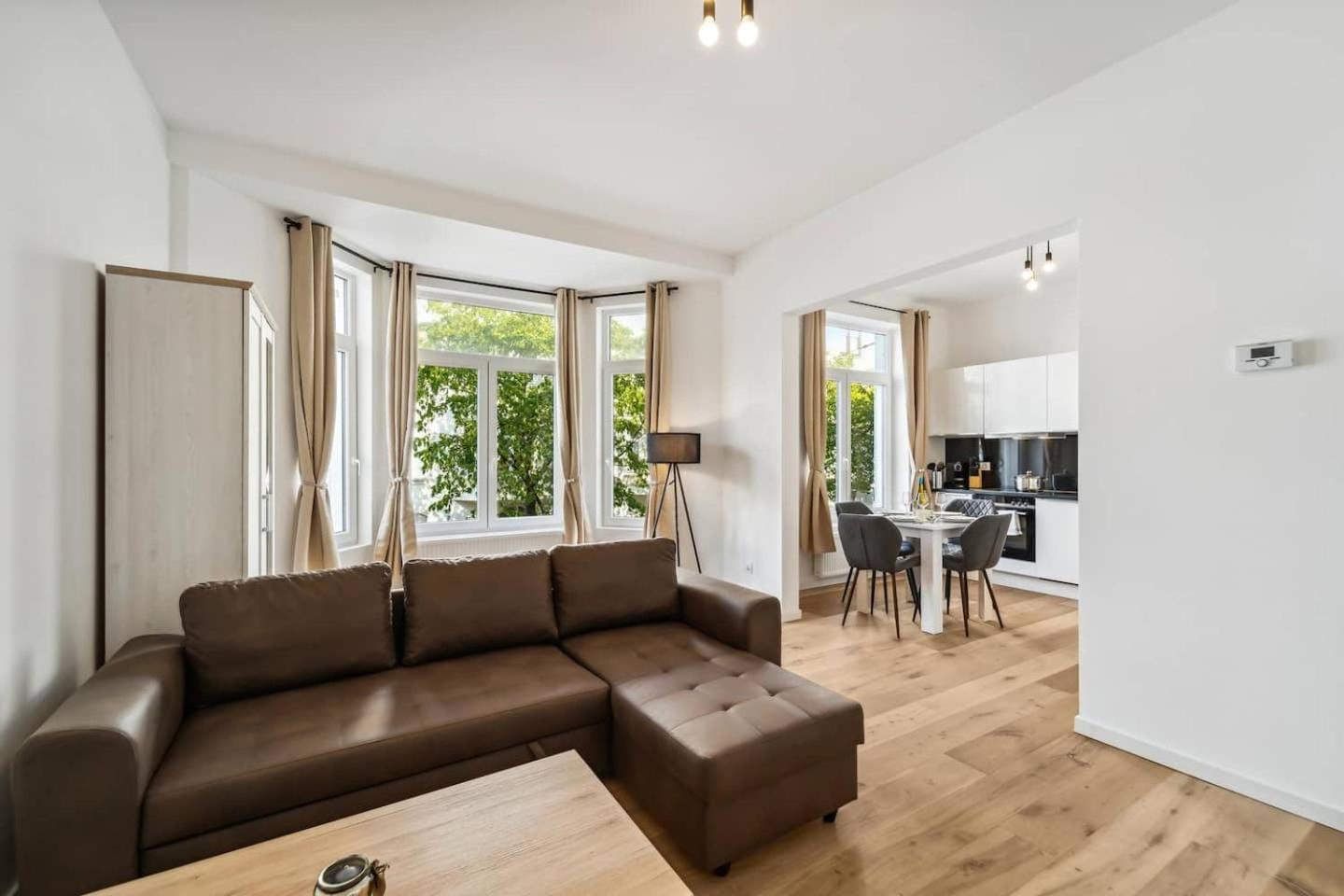 فيلهلمسهافن Infinity Stay Ferienapartments Rheinstrasse المظهر الخارجي الصورة